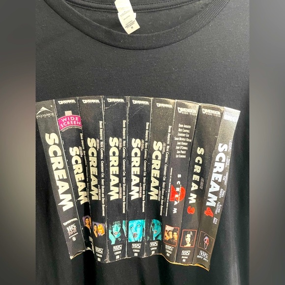 Halloween Scream Movie T-Shirt Design - Unisex - Picture 5 of 5